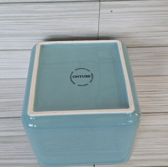 Ceramic Turquoise Garlic Keeper - Picture 2 of 8